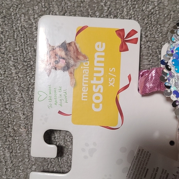 Pet costumes (2) - Picture 2 of 3